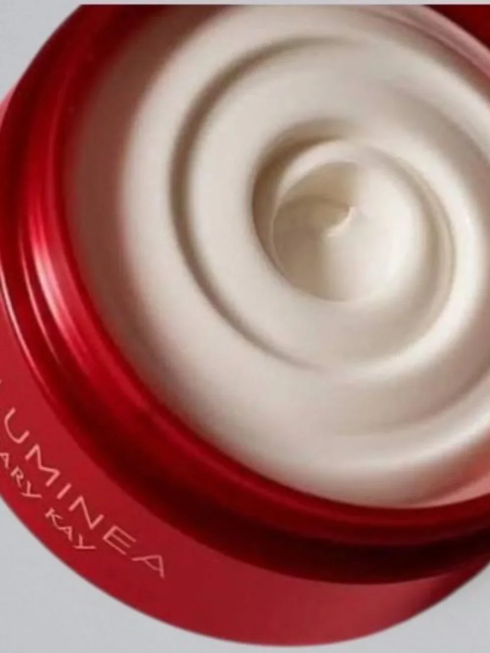 Mary Kay Illuminea™ Body Soufflé / Creme 4oz. Net Weight ✨NIB✨